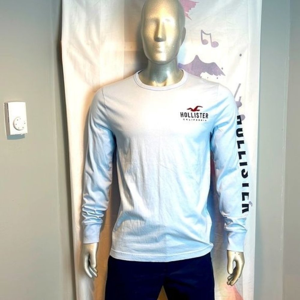 Holister 100% Cotton Long Sleeve logo Light Blue T-Shirt Size M